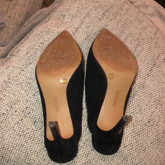 Vince Camuto black heels - Picture 3 of 3